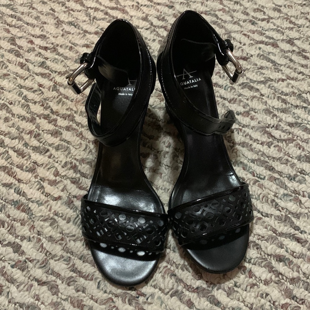Aquatalia black patent leather wedge shoes size 6.5 GORGEOUS